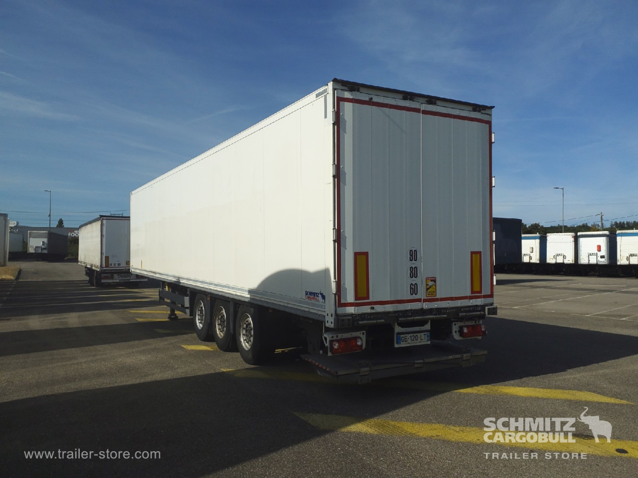 SCHMITZ Dryfreight Standard Taillift - Umpikori puoliperävaunu: kuva SCHMITZ Dryfreight Standard Taillift - Umpikori puoliperävaunu SCHMITZ Dryfreight Standard Taillift - Umpikori puoliperävaunu: kuva SCHMITZ Dryfreight Standard Taillift - Umpikori puoliperävaunu