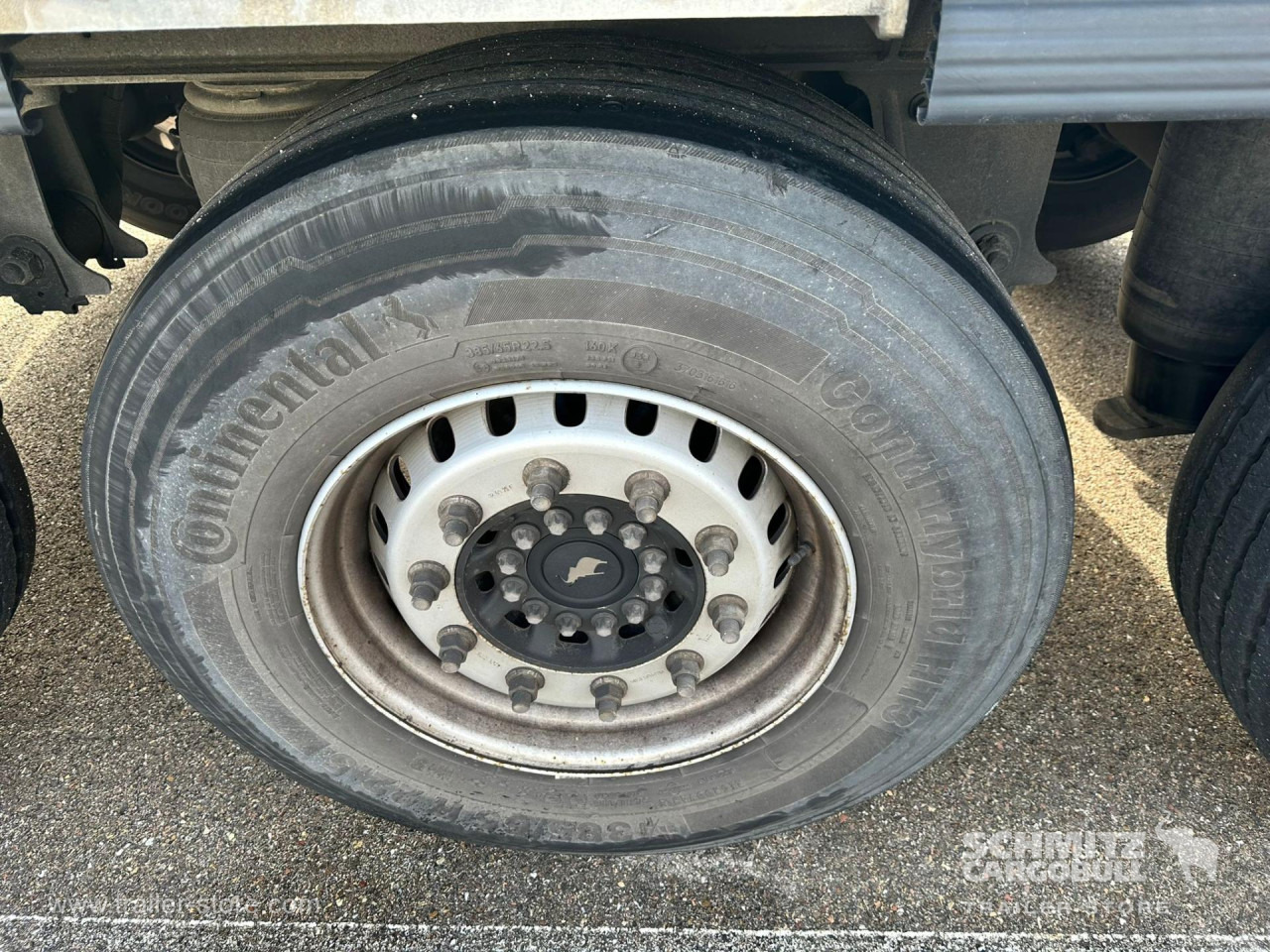 SCHMITZ Reefer Standard - Isoterminen puoliperävaunu: kuva SCHMITZ Reefer Standard - Isoterminen puoliperävaunu SCHMITZ Reefer Standard - Isoterminen puoliperävaunu: kuva SCHMITZ Reefer Standard - Isoterminen puoliperävaunu