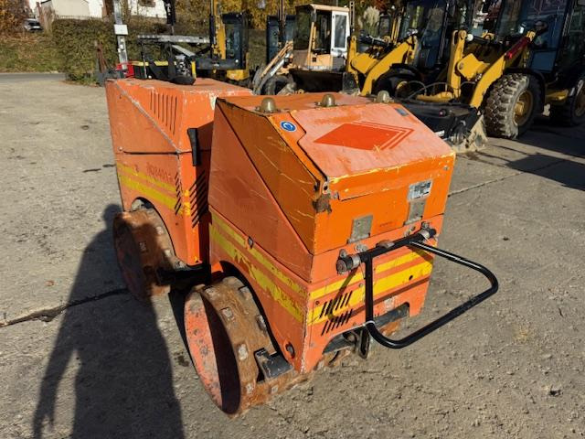 Ammann Rammax 1510-CI - Minijyrä: kuva Ammann Rammax 1510-CI - Minijyrä Ammann Rammax 1510-CI - Minijyrä: kuva Ammann Rammax 1510-CI - Minijyrä
