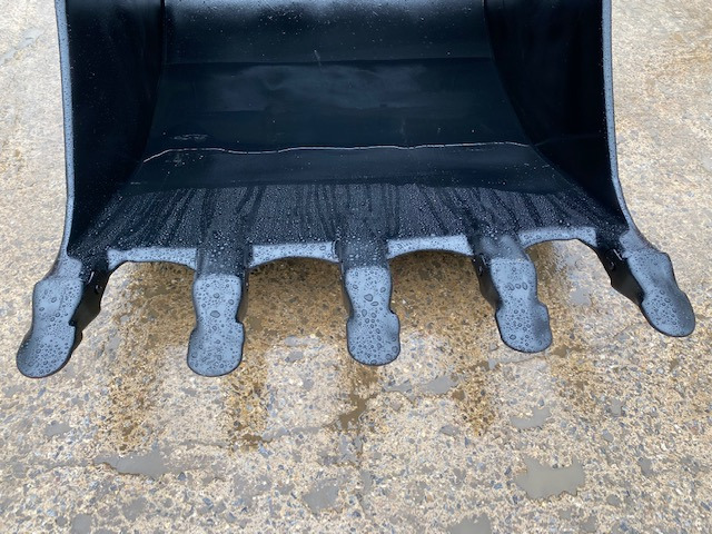 Arden Equipment 1 600 mm - QA 61/62/63 - Kaivinkoneen kauha: kuva Arden Equipment 1 600 mm - QA 61/62/63 - Kaivinkoneen kauha Arden Equipment 1 600 mm - QA 61/62/63 - Kaivinkoneen kauha: kuva Arden Equipment 1 600 mm - QA 61/62/63 - Kaivinkoneen kauha