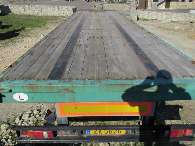 Blumhardt ZK 5826 - Lavapuoliperävaunu: kuva Blumhardt ZK 5826 - Lavapuoliperävaunu Blumhardt ZK 5826 - Lavapuoliperävaunu: kuva Blumhardt ZK 5826 - Lavapuoliperävaunu
