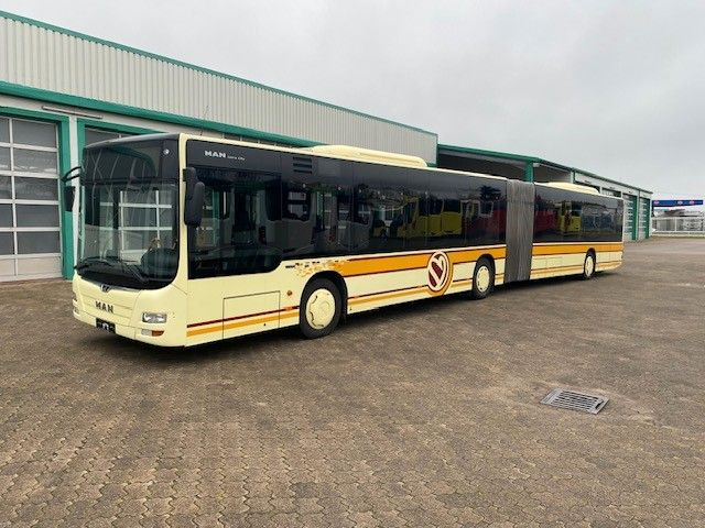 MAN A 23 Lions City Gelenkbus KLIMA 60 Sitze GURTE - Nivelbussi: kuva MAN A 23 Lions City Gelenkbus KLIMA 60 Sitze GURTE - Nivelbussi MAN A 23 Lions City Gelenkbus KLIMA 60 Sitze GURTE - Nivelbussi: kuva MAN A 23 Lions City Gelenkbus KLIMA 60 Sitze GURTE - Nivelbussi