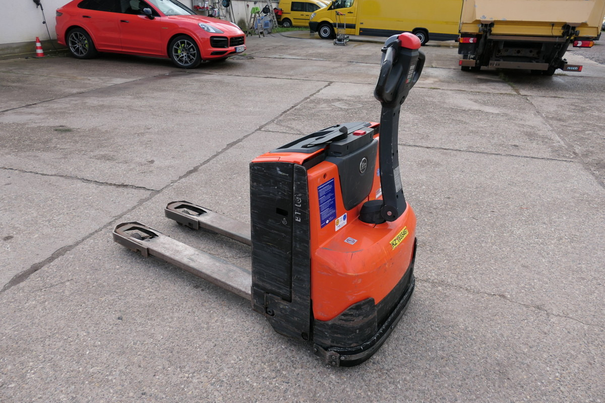 BT LWE 160 Batterie 46/2024 - Haarukkavaunu: kuva BT LWE 160 Batterie 46/2024 - Haarukkavaunu BT LWE 160 Batterie 46/2024 - Haarukkavaunu: kuva BT LWE 160 Batterie 46/2024 - Haarukkavaunu