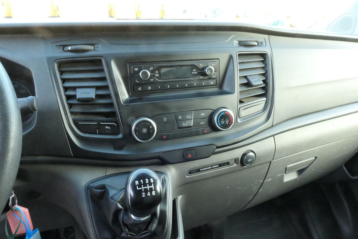 Leasing FORD Transit Custom 280 TDCI L1H1 COC KLIMA FORD Transit Custom 280 TDCI L1H1 COC KLIMA: kuva Leasing FORD Transit Custom 280 TDCI L1H1 COC KLIMA FORD Transit Custom 280 TDCI L1H1 COC KLIMA