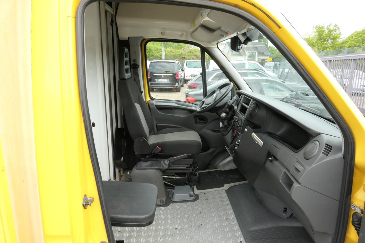 IVECO Daily 35 S11 C30C AUTOMATIK KAMERA Regale LUFT D - Jakeluauto: kuva IVECO Daily 35 S11 C30C AUTOMATIK KAMERA Regale LUFT D - Jakeluauto IVECO Daily 35 S11 C30C AUTOMATIK KAMERA Regale LUFT D - Jakeluauto: kuva IVECO Daily 35 S11 C30C AUTOMATIK KAMERA Regale LUFT D - Jakeluauto