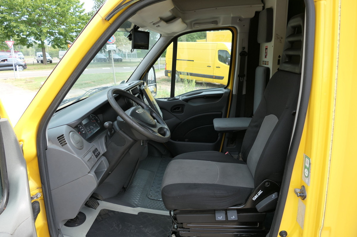 Jakeluauto IVECO Daily 35 S11 C30C AUTOMATIK KAMERA Regale LUFT D: kuva Jakeluauto IVECO Daily 35 S11 C30C AUTOMATIK KAMERA Regale LUFT D