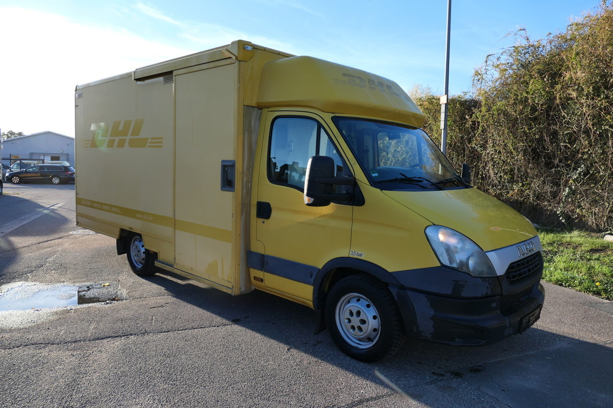 IVECO Daily 35 S11 C30C AUTOMATIK KAMERA Regale LUFT D - Jakeluauto: kuva IVECO Daily 35 S11 C30C AUTOMATIK KAMERA Regale LUFT D - Jakeluauto IVECO Daily 35 S11 C30C AUTOMATIK KAMERA Regale LUFT D - Jakeluauto: kuva IVECO Daily 35 S11 C30C AUTOMATIK KAMERA Regale LUFT D - Jakeluauto
