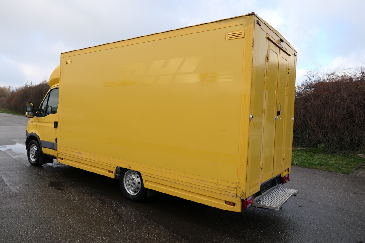 IVECO Daily 35 S11 C30C KURZ AUTOMATIK KAMERA Regale L - Jakeluauto: kuva IVECO Daily 35 S11 C30C KURZ AUTOMATIK KAMERA Regale L - Jakeluauto IVECO Daily 35 S11 C30C KURZ AUTOMATIK KAMERA Regale L - Jakeluauto: kuva IVECO Daily 35 S11 C30C KURZ AUTOMATIK KAMERA Regale L - Jakeluauto