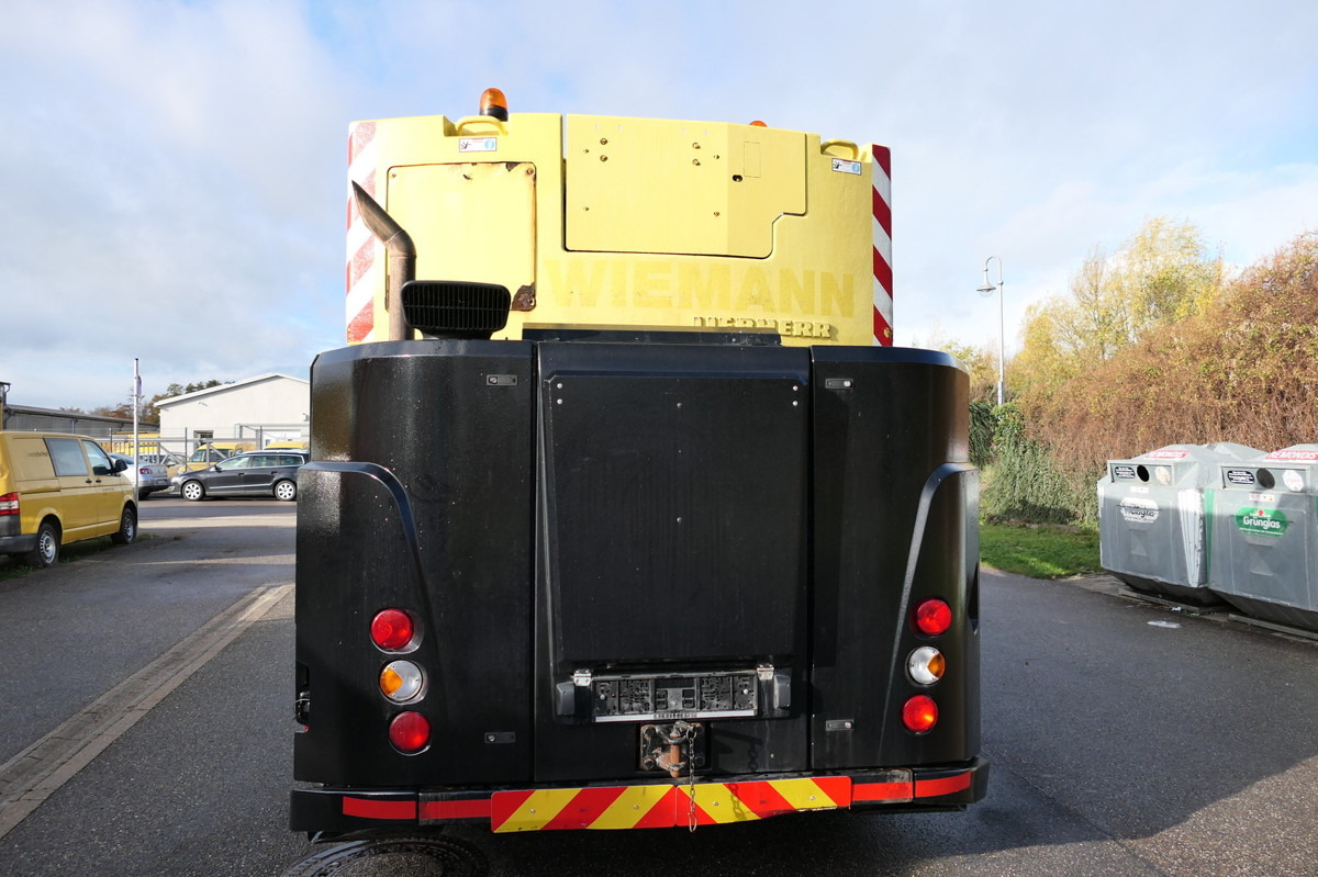 LIEBHERR LTC 1045-3.1 - Ajoneuvonosturi: kuva LIEBHERR LTC 1045-3.1 - Ajoneuvonosturi LIEBHERR LTC 1045-3.1 - Ajoneuvonosturi: kuva LIEBHERR LTC 1045-3.1 - Ajoneuvonosturi