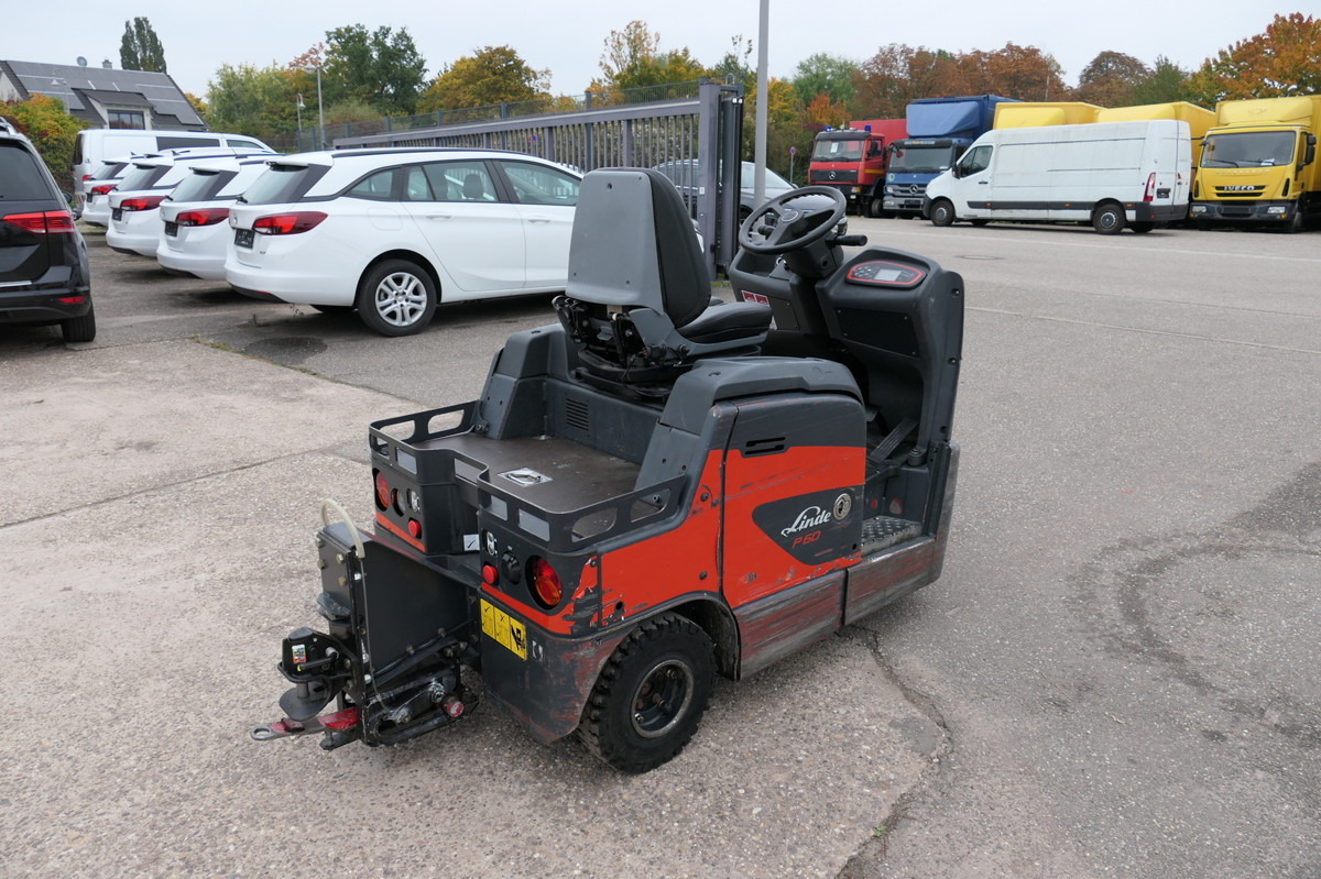 LINDE P 60 Z Schlepper Batterie 33/2019 - Vetotrukki: kuva LINDE P 60 Z Schlepper Batterie 33/2019 - Vetotrukki LINDE P 60 Z Schlepper Batterie 33/2019 - Vetotrukki: kuva LINDE P 60 Z Schlepper Batterie 33/2019 - Vetotrukki