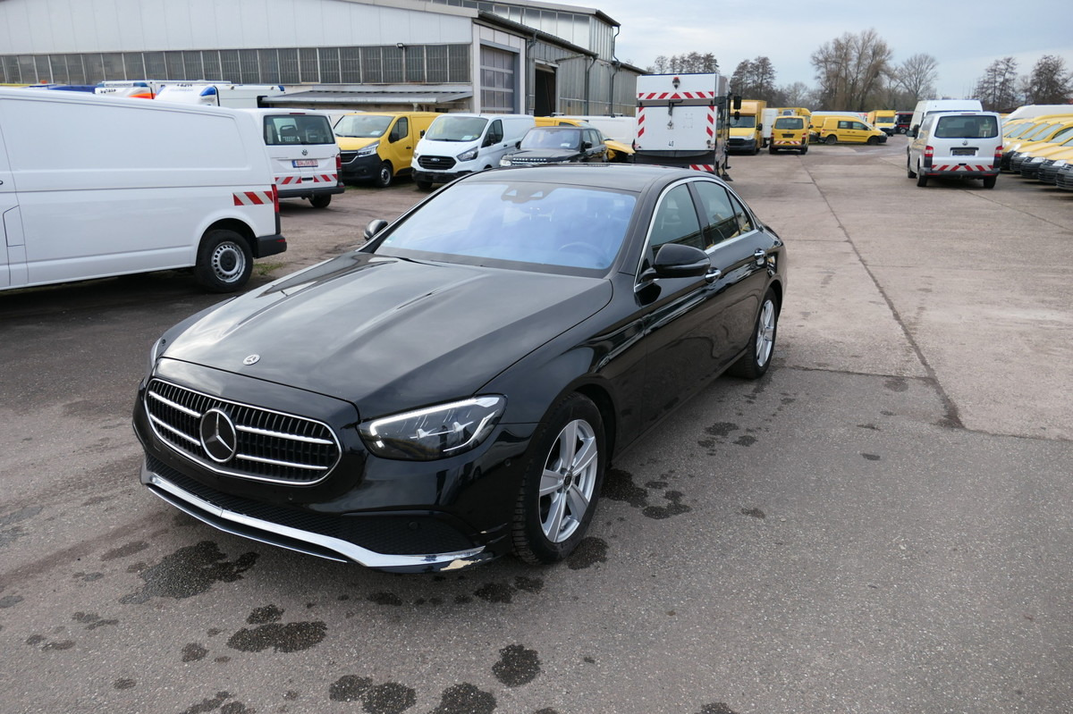 MERCEDES-BENZ E 220 d AVANTGARDE KLIMA - Sedan: kuva MERCEDES-BENZ E 220 d AVANTGARDE KLIMA - Sedan MERCEDES-BENZ E 220 d AVANTGARDE KLIMA - Sedan: kuva MERCEDES-BENZ E 220 d AVANTGARDE KLIMA - Sedan