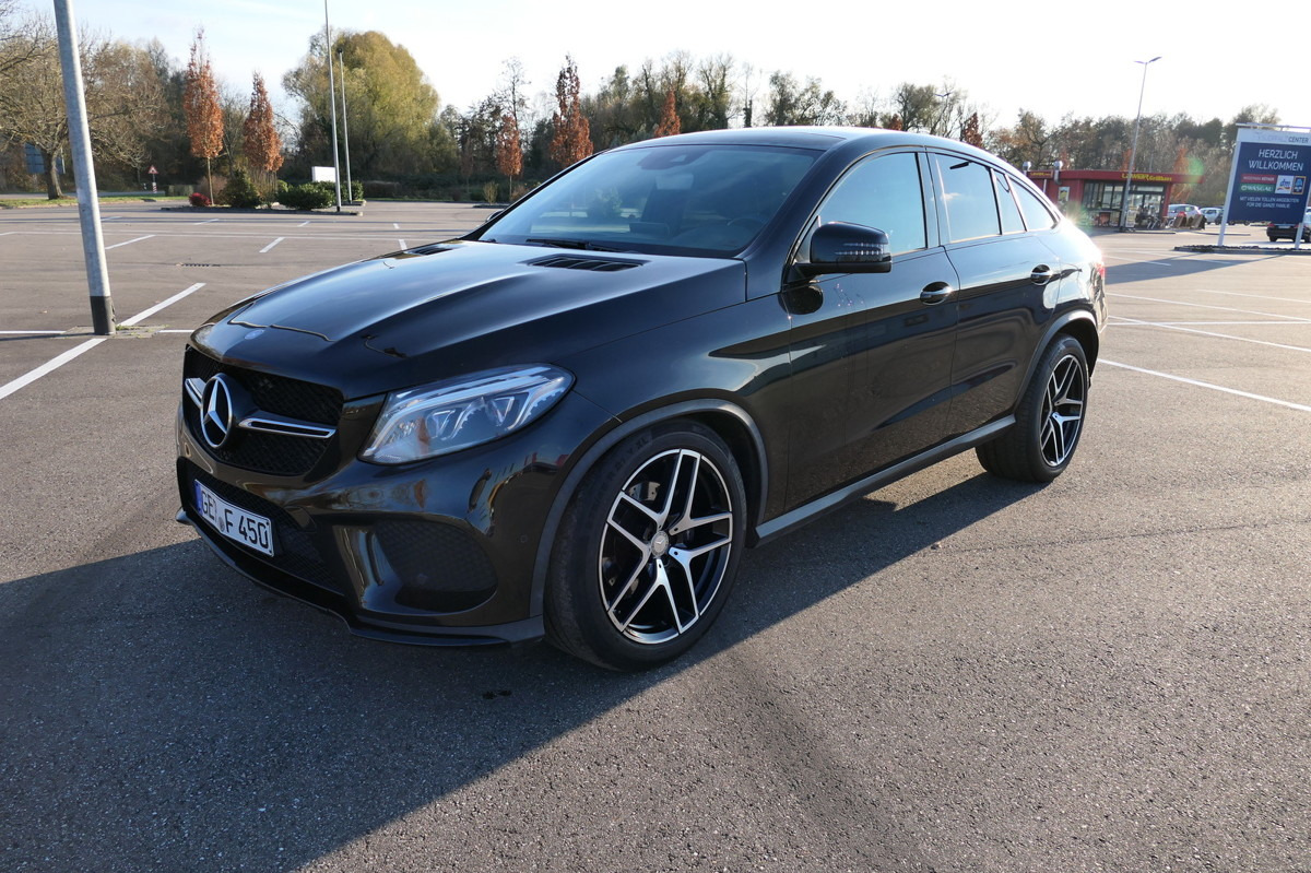 MERCEDES-BENZ GLE 350 d 4Matic KLIMA AMG-Line AHK - Maasturi/ Katumaasturi: kuva MERCEDES-BENZ GLE 350 d 4Matic KLIMA AMG-Line AHK - Maasturi/ Katumaasturi MERCEDES-BENZ GLE 350 d 4Matic KLIMA AMG-Line AHK - Maasturi/ Katumaasturi: kuva MERCEDES-BENZ GLE 350 d 4Matic KLIMA AMG-Line AHK - Maasturi/ Katumaasturi