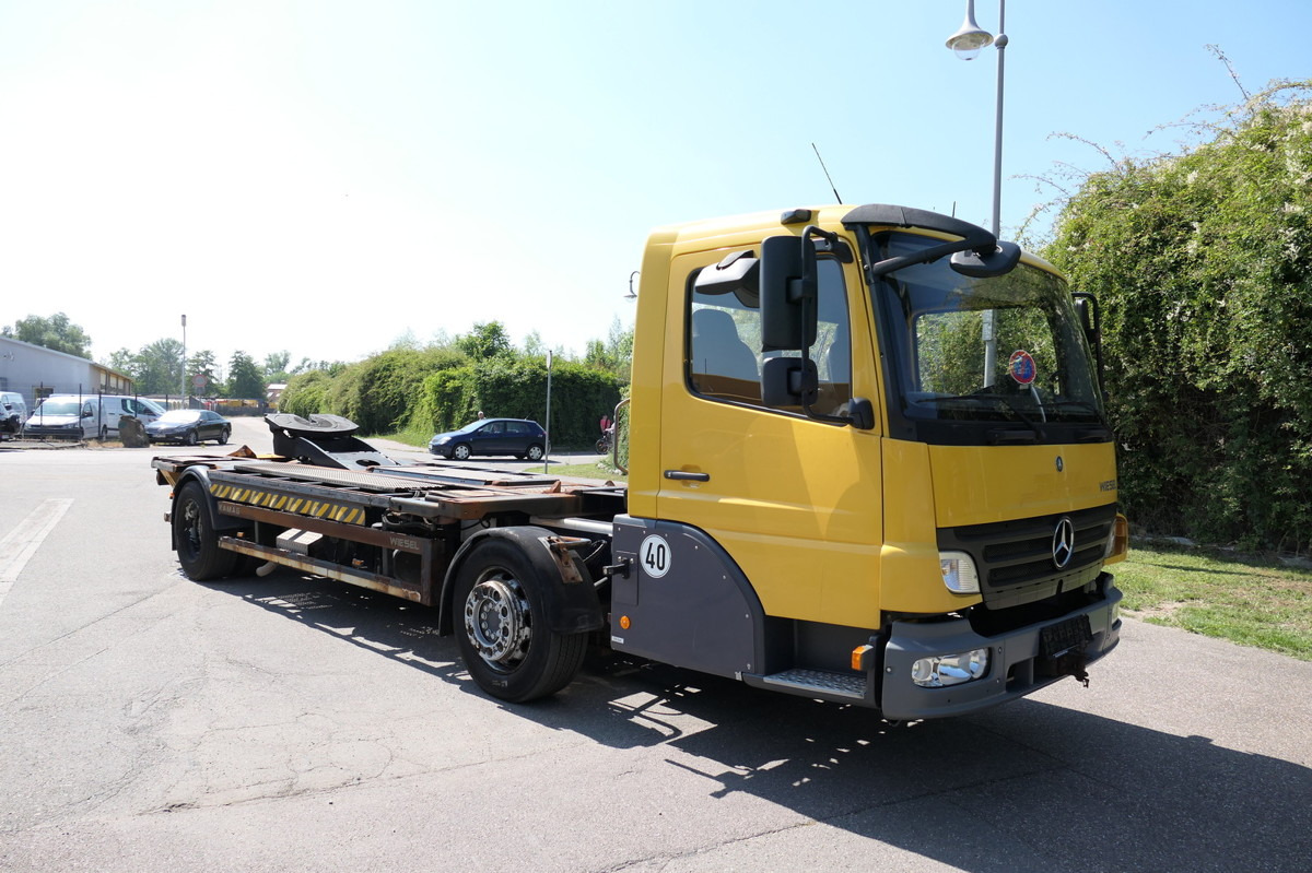 MERCEDES-BENZ KAMAG WBH 25 Wiesel Sattelkupplung Umsetzfahrz. - Konttialus/ Vaihtokuormatilat kuorma-auto: kuva MERCEDES-BENZ KAMAG WBH 25 Wiesel Sattelkupplung Umsetzfahrz. - Konttialus/ Vaihtokuormatilat kuorma-auto MERCEDES-BENZ KAMAG WBH 25 Wiesel Sattelkupplung Umsetzfahrz. - Konttialus/ Vaihtokuormatilat kuorma-auto: kuva MERCEDES-BENZ KAMAG WBH 25 Wiesel Sattelkupplung Umsetzfahrz. - Konttialus/ Vaihtokuormatilat kuorma-auto