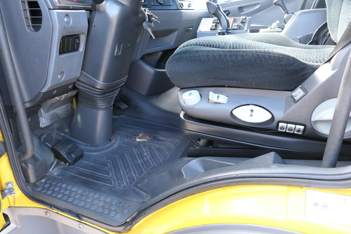 Leasing MERCEDES-BENZ KAMAG WBH 25 Wiesel Terberg Umsetzfahrz. Sattelk MERCEDES-BENZ KAMAG WBH 25 Wiesel Terberg Umsetzfahrz. Sattelk: kuva Leasing MERCEDES-BENZ KAMAG WBH 25 Wiesel Terberg Umsetzfahrz. Sattelk MERCEDES-BENZ KAMAG WBH 25 Wiesel Terberg Umsetzfahrz. Sattelk