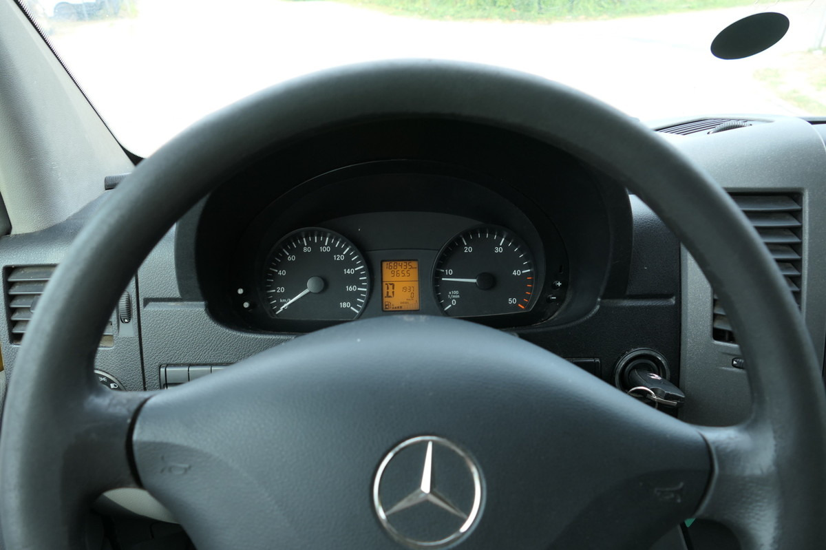 Jakeluauto MERCEDES-BENZ SPRINTER 310 CDI MAXI EURO-5 KOFFER REGALE KAMER: kuva Jakeluauto MERCEDES-BENZ SPRINTER 310 CDI MAXI EURO-5 KOFFER REGALE KAMER Jakeluauto MERCEDES-BENZ SPRINTER 310 CDI MAXI EURO-5 KOFFER REGALE KAMER: kuva Jakeluauto MERCEDES-BENZ SPRINTER 310 CDI MAXI EURO-5 KOFFER REGALE KAMER