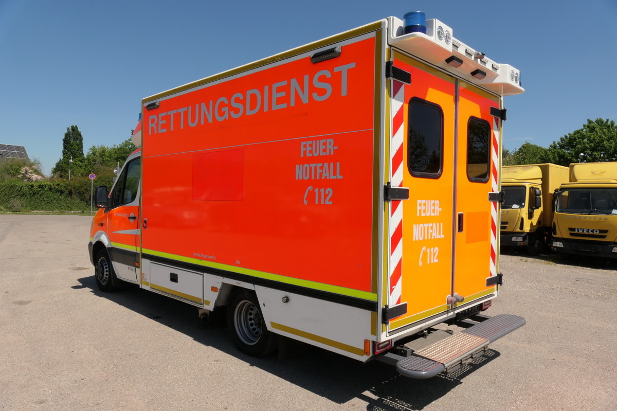 MERCEDES-BENZ Sprinter 519 CDI Klima Krankenwagen - Ambulanssi: kuva MERCEDES-BENZ Sprinter 519 CDI Klima Krankenwagen - Ambulanssi MERCEDES-BENZ Sprinter 519 CDI Klima Krankenwagen - Ambulanssi: kuva MERCEDES-BENZ Sprinter 519 CDI Klima Krankenwagen - Ambulanssi