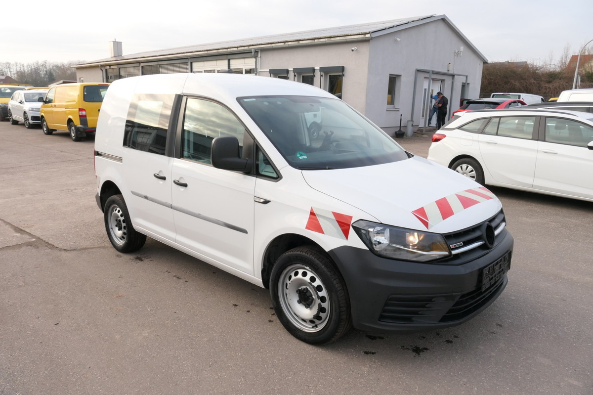 VW Caddy 2.0 TDI 4Motion Klima Werkstatteinbauten T - Pieni pakettiauto: kuva VW Caddy 2.0 TDI 4Motion Klima Werkstatteinbauten T - Pieni pakettiauto VW Caddy 2.0 TDI 4Motion Klima Werkstatteinbauten T - Pieni pakettiauto: kuva VW Caddy 2.0 TDI 4Motion Klima Werkstatteinbauten T - Pieni pakettiauto