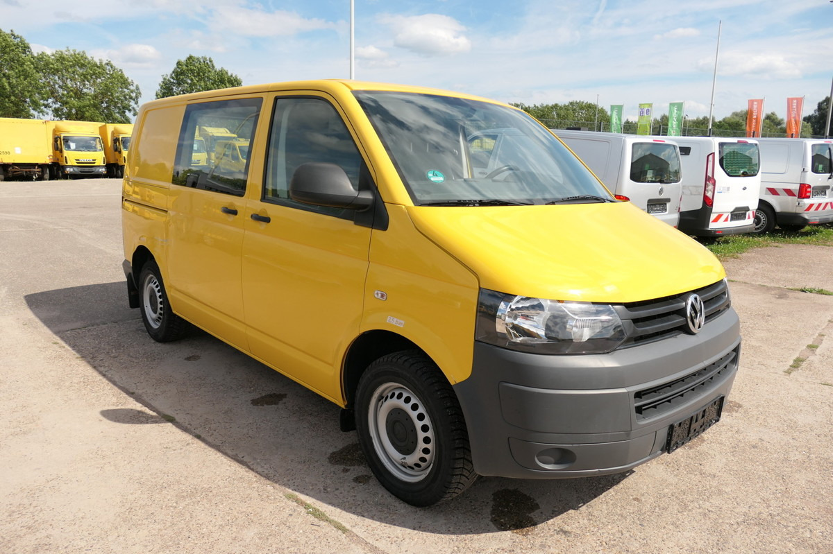 VW T5 Transporter 2.0 TDI 2xSCHIEBETÜR PARKTRONIK E - Pieni pakettiauto: kuva VW T5 Transporter 2.0 TDI 2xSCHIEBETÜR PARKTRONIK E - Pieni pakettiauto VW T5 Transporter 2.0 TDI 2xSCHIEBETÜR PARKTRONIK E - Pieni pakettiauto: kuva VW T5 Transporter 2.0 TDI 2xSCHIEBETÜR PARKTRONIK E - Pieni pakettiauto