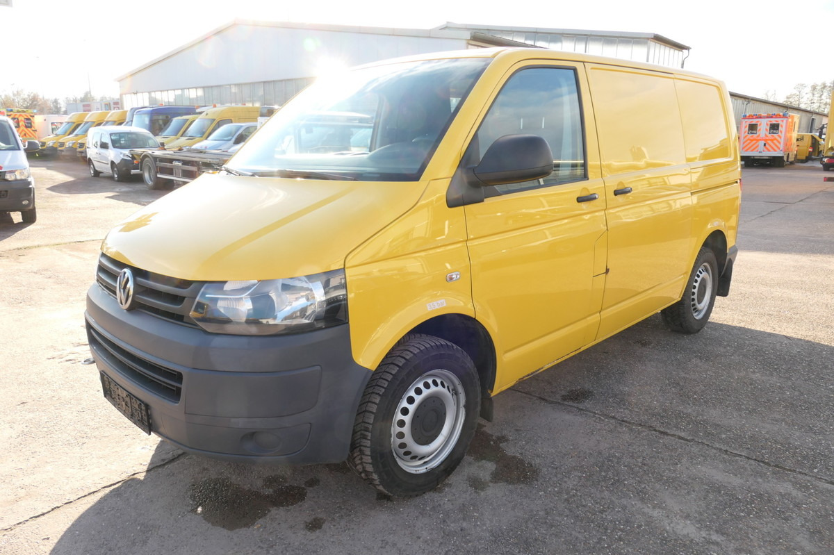 VW T5 Transporter 2.0 TDI 2xSCHIEBETÜR PARKTRONIK E - Pieni pakettiauto: kuva VW T5 Transporter 2.0 TDI 2xSCHIEBETÜR PARKTRONIK E - Pieni pakettiauto VW T5 Transporter 2.0 TDI 2xSCHIEBETÜR PARKTRONIK E - Pieni pakettiauto: kuva VW T5 Transporter 2.0 TDI 2xSCHIEBETÜR PARKTRONIK E - Pieni pakettiauto