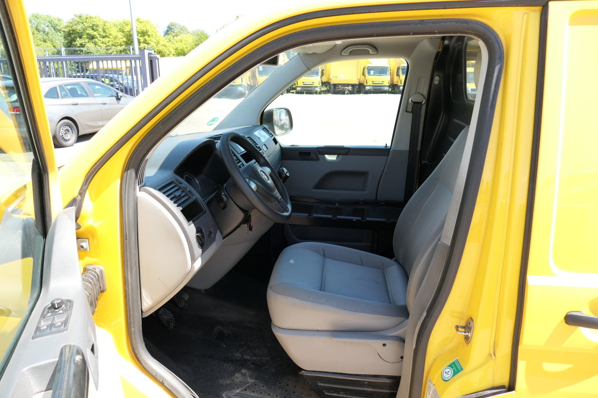 Pieni pakettiauto VW T5 Transporter 2.0 TDI EURO-5 CoC PARKTRONIK: kuva Pieni pakettiauto VW T5 Transporter 2.0 TDI EURO-5 CoC PARKTRONIK