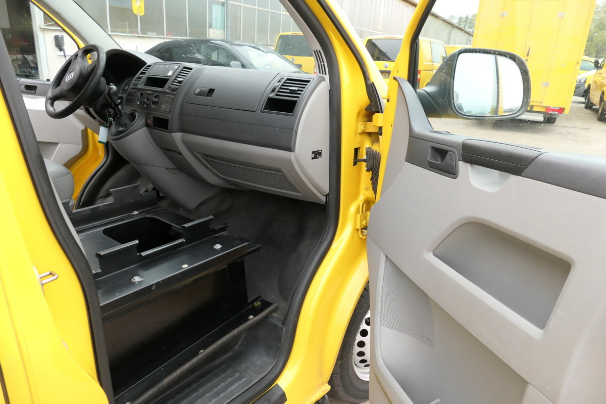 Pieni pakettiauto VW T5 Transporter 2.0 TDI PARKTRONIK EURO5 2xSCHIEB: kuva Pieni pakettiauto VW T5 Transporter 2.0 TDI PARKTRONIK EURO5 2xSCHIEB