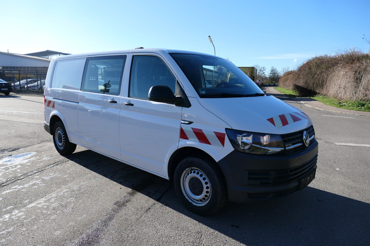 VW T6 Transporter 2.0 TDI lang 4Motion 3Sitzer AHK - Pieni pakettiauto: kuva VW T6 Transporter 2.0 TDI lang 4Motion 3Sitzer AHK - Pieni pakettiauto VW T6 Transporter 2.0 TDI lang 4Motion 3Sitzer AHK - Pieni pakettiauto: kuva VW T6 Transporter 2.0 TDI lang 4Motion 3Sitzer AHK - Pieni pakettiauto