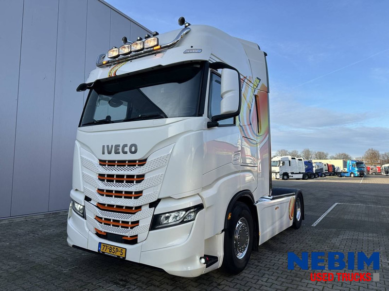 Iveco S-Way AS440S49T 4x2 - INTARDER - FULL AIR - Vetopöytäauto: kuva Iveco S-Way AS440S49T 4x2 - INTARDER - FULL AIR - Vetopöytäauto Iveco S-Way AS440S49T 4x2 - INTARDER - FULL AIR - Vetopöytäauto: kuva Iveco S-Way AS440S49T 4x2 - INTARDER - FULL AIR - Vetopöytäauto