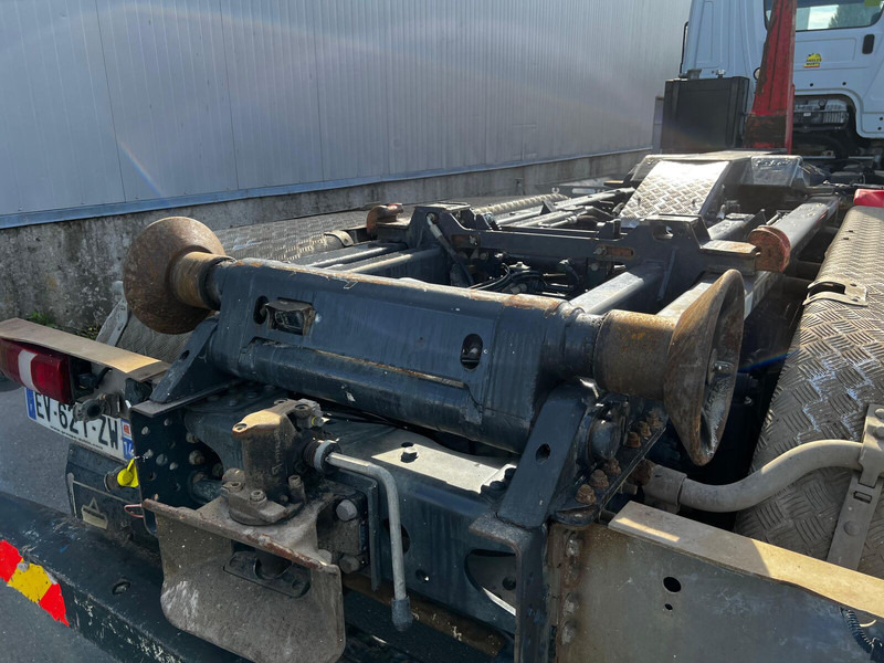 Koukkulava kuorma-auto Mercedes-Benz Actros 2543: kuva Koukkulava kuorma-auto Mercedes-Benz Actros 2543