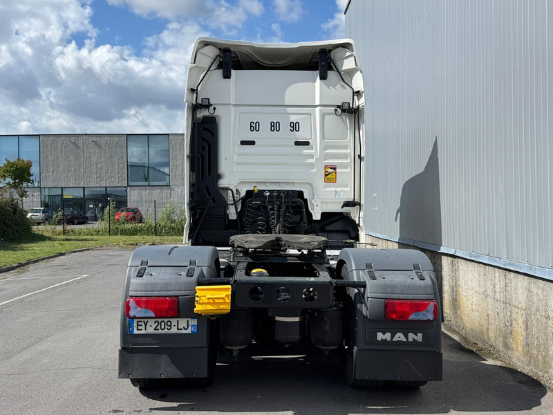 MAN TGX 18.500 - Vetopöytäauto: kuva MAN TGX 18.500 - Vetopöytäauto MAN TGX 18.500 - Vetopöytäauto: kuva MAN TGX 18.500 - Vetopöytäauto