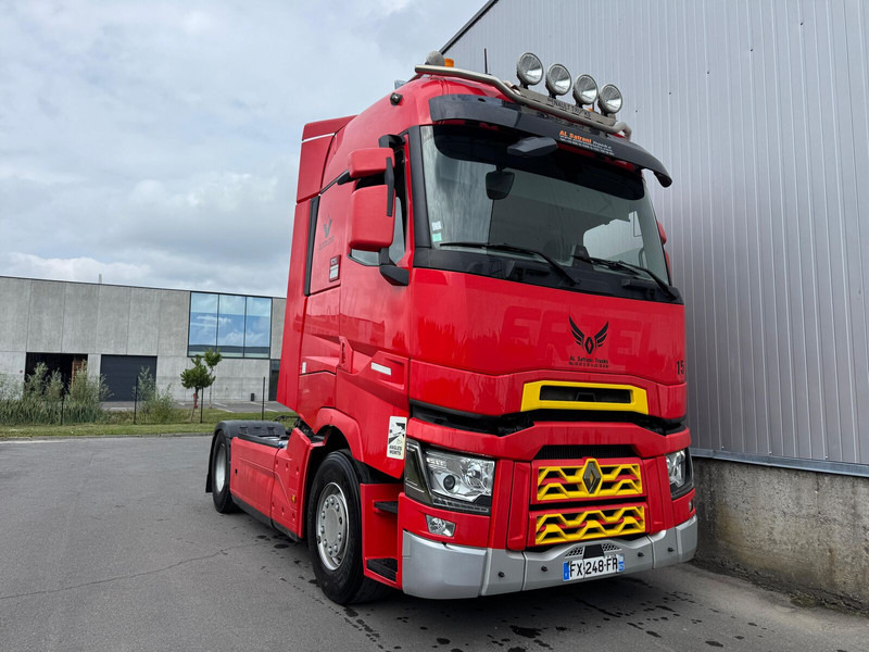 Renault T520 - Vetopöytäauto: kuva Renault T520 - Vetopöytäauto Renault T520 - Vetopöytäauto: kuva Renault T520 - Vetopöytäauto