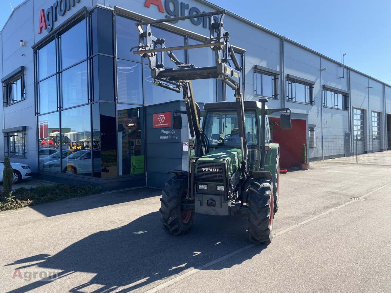 Fendt Farmer 307 C - Traktori: kuva Fendt Farmer 307 C - Traktori Fendt Farmer 307 C - Traktori: kuva Fendt Farmer 307 C - Traktori