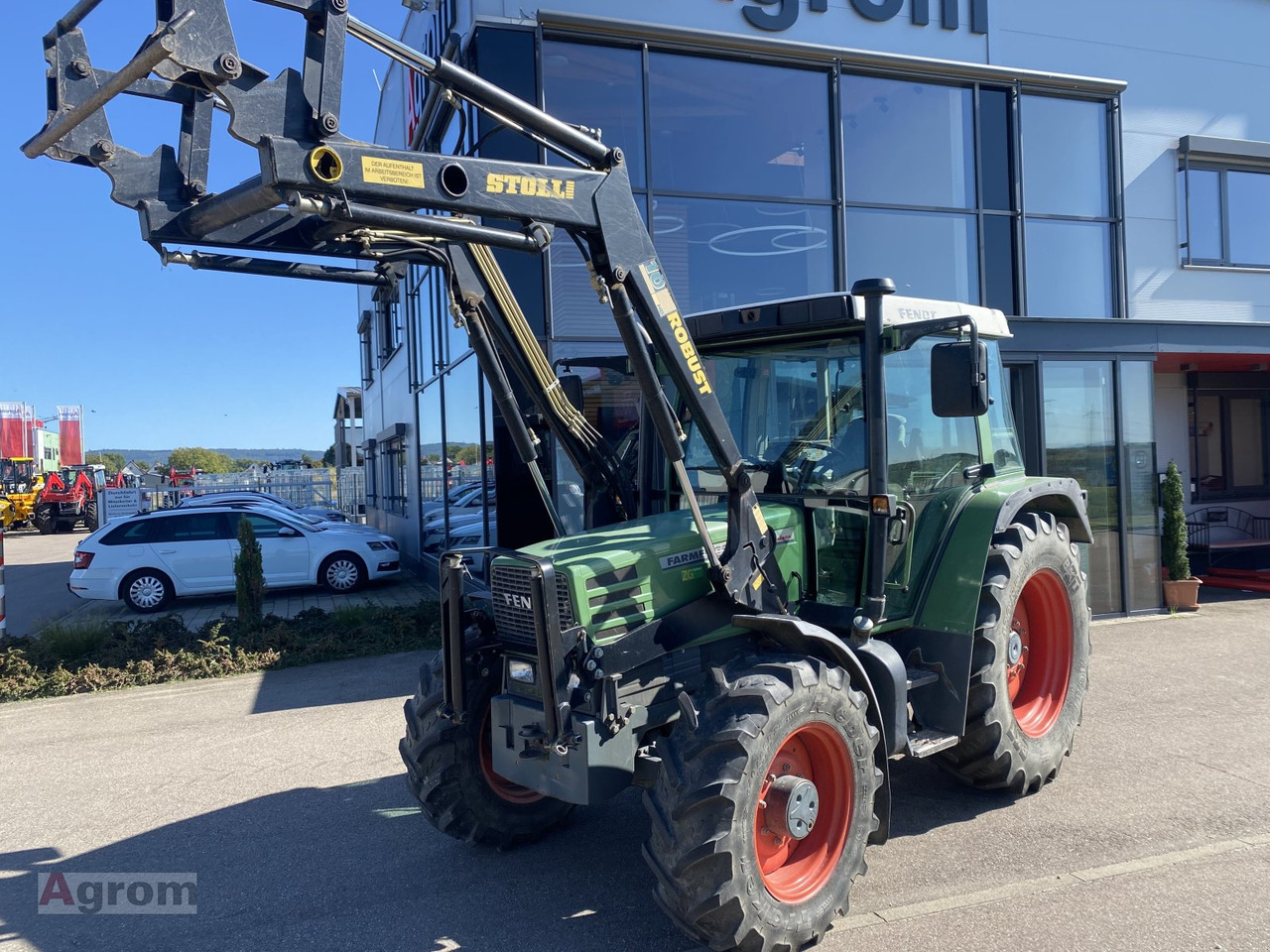 Fendt Farmer 307 C - Traktori: kuva Fendt Farmer 307 C - Traktori Fendt Farmer 307 C - Traktori: kuva Fendt Farmer 307 C - Traktori