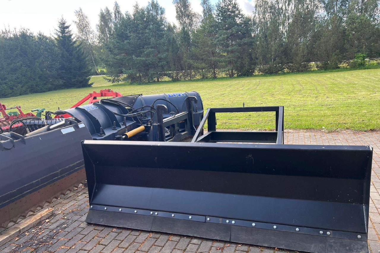 -Kita- ASG 2 - Puskulevy: kuva -Kita- ASG 2 - Puskulevy -Kita- ASG 2 - Puskulevy: kuva -Kita- ASG 2 - Puskulevy