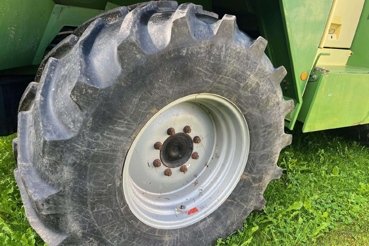 Krone BIG X650 - Itsekulkeva silppuri: kuva Krone BIG X650 - Itsekulkeva silppuri Krone BIG X650 - Itsekulkeva silppuri: kuva Krone BIG X650 - Itsekulkeva silppuri