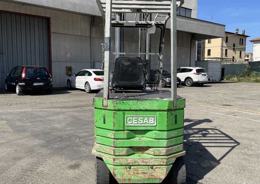 Cesab ECO/KL 250 (NO BATTERIA) - Sähkötrukki: kuva Cesab ECO/KL 250 (NO BATTERIA) - Sähkötrukki Cesab ECO/KL 250 (NO BATTERIA) - Sähkötrukki: kuva Cesab ECO/KL 250 (NO BATTERIA) - Sähkötrukki