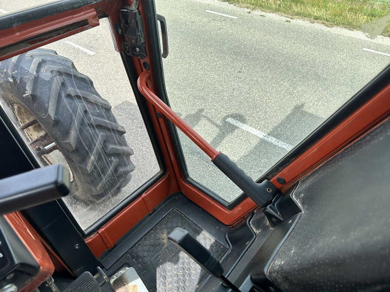 Traktori Fiat 160-90 DT: kuva Traktori Fiat 160-90 DT Traktori Fiat 160-90 DT: kuva Traktori Fiat 160-90 DT