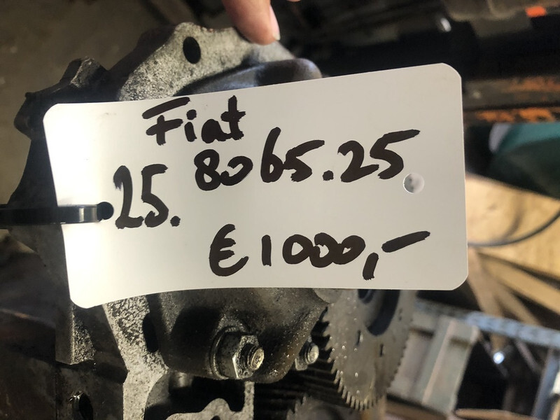 Fiat 8065.25 - Moottori: kuva Fiat 8065.25 - Moottori Fiat 8065.25 - Moottori: kuva Fiat 8065.25 - Moottori