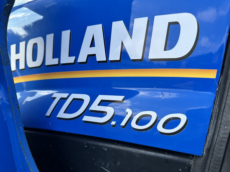 New Holland TD5.100 - Traktori: kuva New Holland TD5.100 - Traktori New Holland TD5.100 - Traktori: kuva New Holland TD5.100 - Traktori