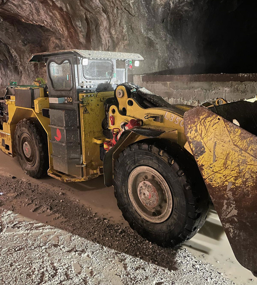 Aramine L350d - Kaivostoiminta kone: kuva Aramine L350d - Kaivostoiminta kone Aramine L350d - Kaivostoiminta kone: kuva Aramine L350d - Kaivostoiminta kone