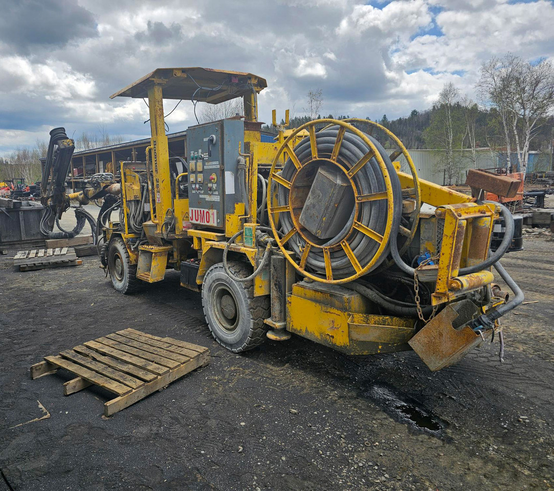 Atlas Copco Jumbo Boomer 281 - Suuntaava porakone: kuva Atlas Copco Jumbo Boomer 281 - Suuntaava porakone Atlas Copco Jumbo Boomer 281 - Suuntaava porakone: kuva Atlas Copco Jumbo Boomer 281 - Suuntaava porakone