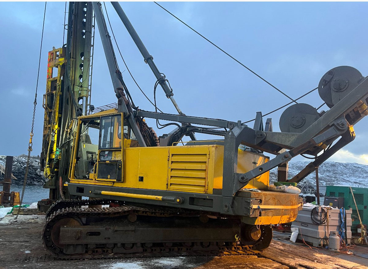 Banut 800 - Paalujuntta: kuva Banut 800 - Paalujuntta Banut 800 - Paalujuntta: kuva Banut 800 - Paalujuntta