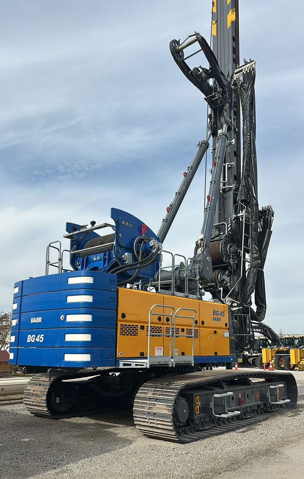 Bauer BG45V - Paalujuntta: kuva Bauer BG45V - Paalujuntta Bauer BG45V - Paalujuntta: kuva Bauer BG45V - Paalujuntta