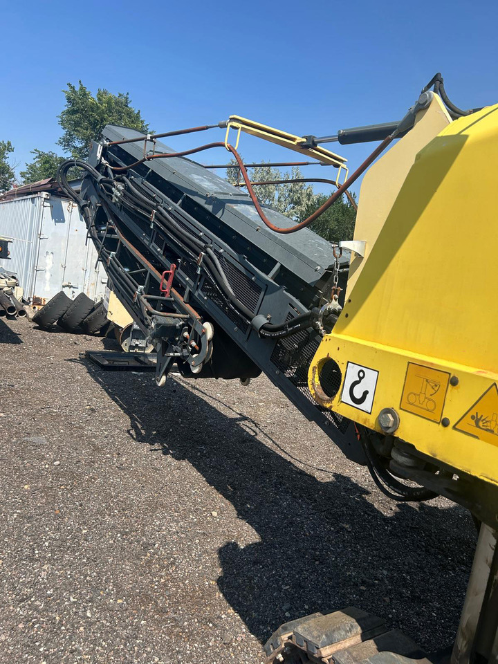 Bomag BM 1300/30 - Asfalttijyrsimen: kuva Bomag BM 1300/30 - Asfalttijyrsimen Bomag BM 1300/30 - Asfalttijyrsimen: kuva Bomag BM 1300/30 - Asfalttijyrsimen