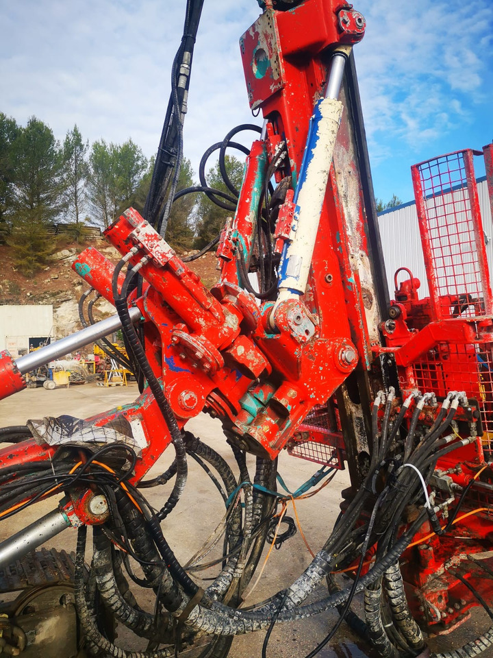 Casagrande C6 XP - Paalujuntta: kuva Casagrande C6 XP - Paalujuntta Casagrande C6 XP - Paalujuntta: kuva Casagrande C6 XP - Paalujuntta