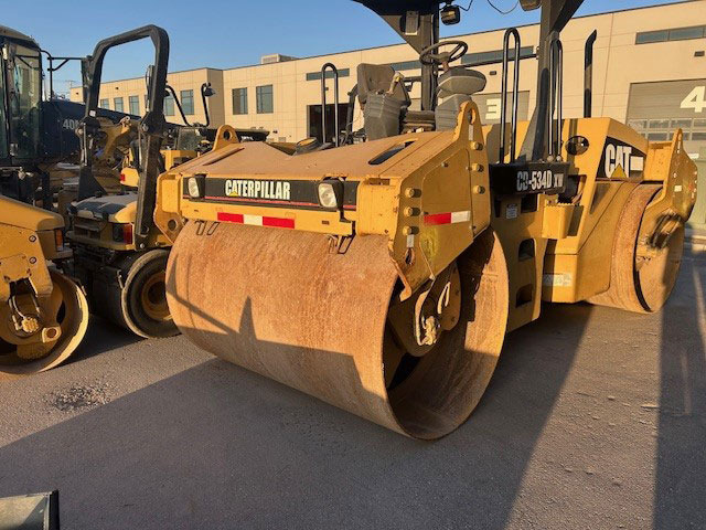 Caterpillar CB-543D XW - Jyrä: kuva Caterpillar CB-543D XW - Jyrä Caterpillar CB-543D XW - Jyrä: kuva Caterpillar CB-543D XW - Jyrä