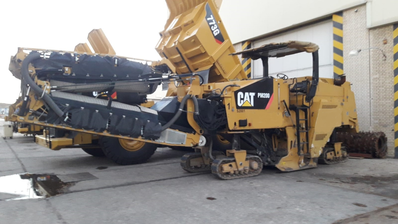 Caterpillar PM 200 - Asfalttijyrsimen: kuva Caterpillar PM 200 - Asfalttijyrsimen Caterpillar PM 200 - Asfalttijyrsimen: kuva Caterpillar PM 200 - Asfalttijyrsimen