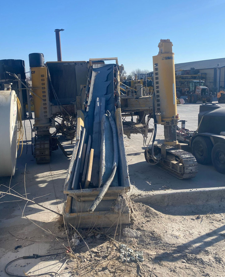 Gomaco Commander III - Betonin levittäjä: kuva Gomaco Commander III - Betonin levittäjä Gomaco Commander III - Betonin levittäjä: kuva Gomaco Commander III - Betonin levittäjä