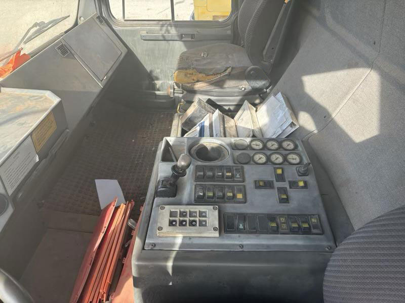 Grove GMK 5240 - Ajoneuvonosturi: kuva Grove GMK 5240 - Ajoneuvonosturi Grove GMK 5240 - Ajoneuvonosturi: kuva Grove GMK 5240 - Ajoneuvonosturi