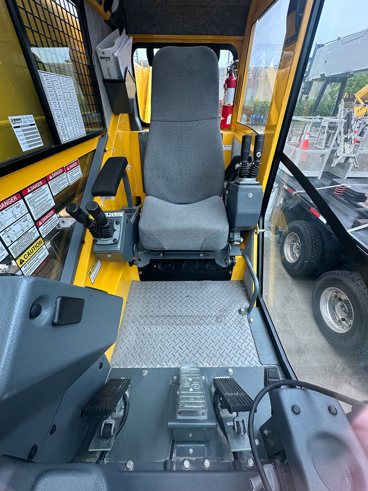 Grove TMS800-E - Ajoneuvonosturi: kuva Grove TMS800-E - Ajoneuvonosturi Grove TMS800-E - Ajoneuvonosturi: kuva Grove TMS800-E - Ajoneuvonosturi