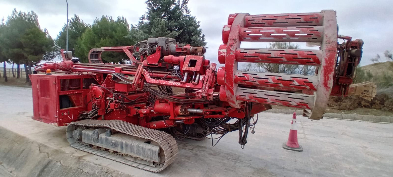 Interoc AN140 - Paalujuntta: kuva Interoc AN140 - Paalujuntta Interoc AN140 - Paalujuntta: kuva Interoc AN140 - Paalujuntta